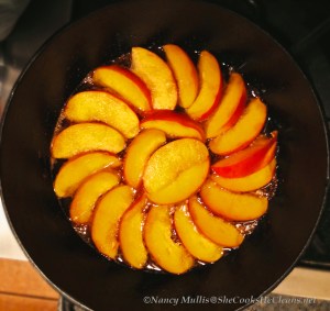 Peaches in pan